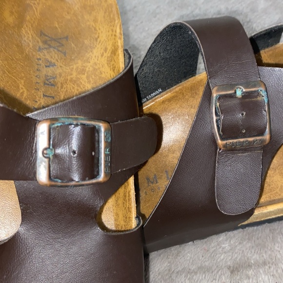 0307 Pier 27 Vamiani Slides - Picture 8 of 9